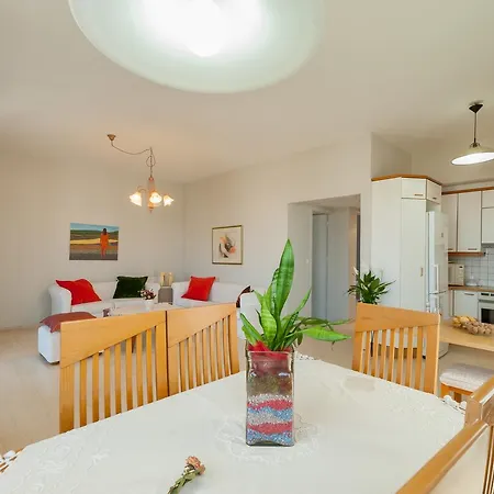 Skandalakis Homes &