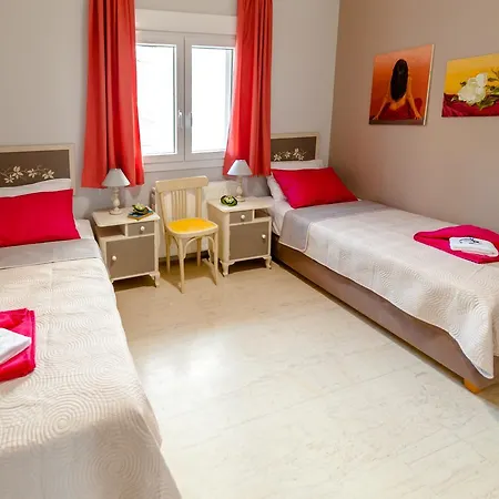 Skandalakis Homes & * Stalós