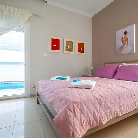Feriehus Skandalakis Homes &