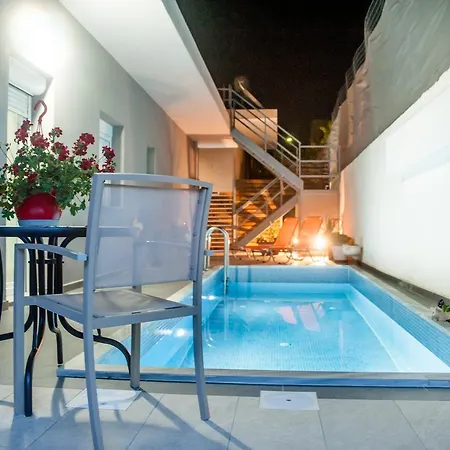Skandalakis Homes &