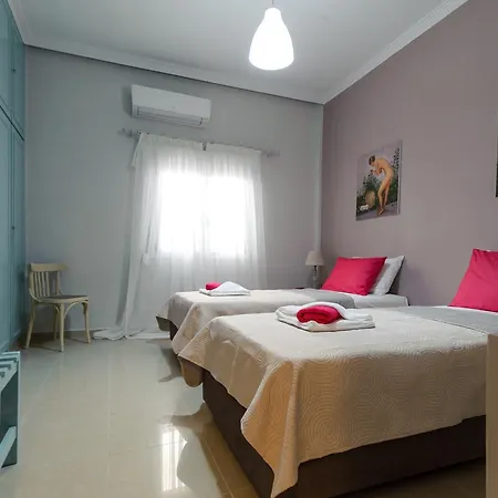 Skandalakis Homes & 斯塔罗斯