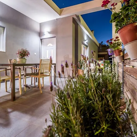 Skandalakis Homes & 度假居