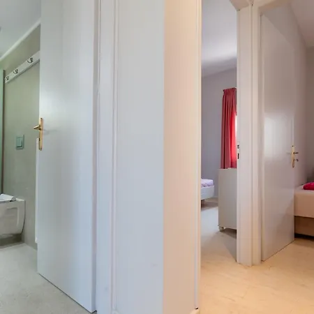 度假居 Skandalakis Homes & 斯塔罗斯