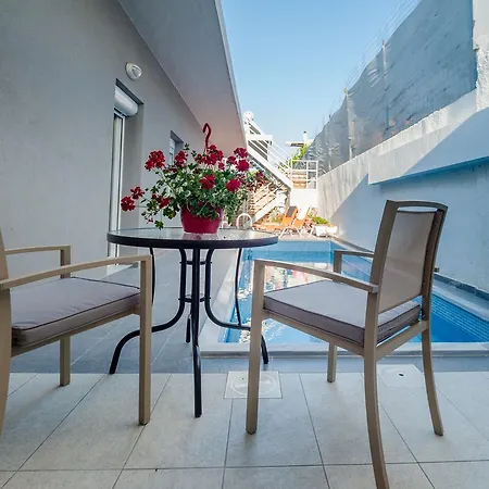 Skandalakis Homes & 度假居